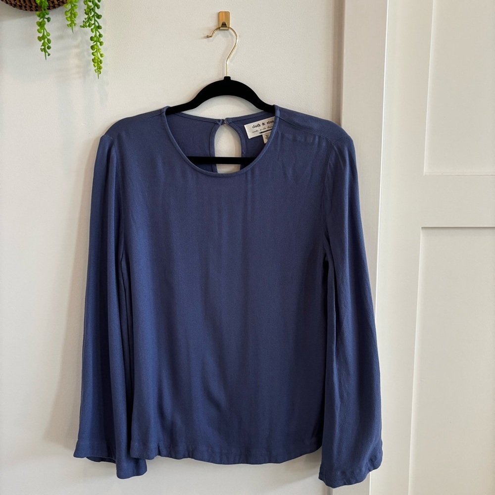 Anthropologie Cloth & Stone Women's Bell Sleeve Indigo Blue Women's Top Size XS